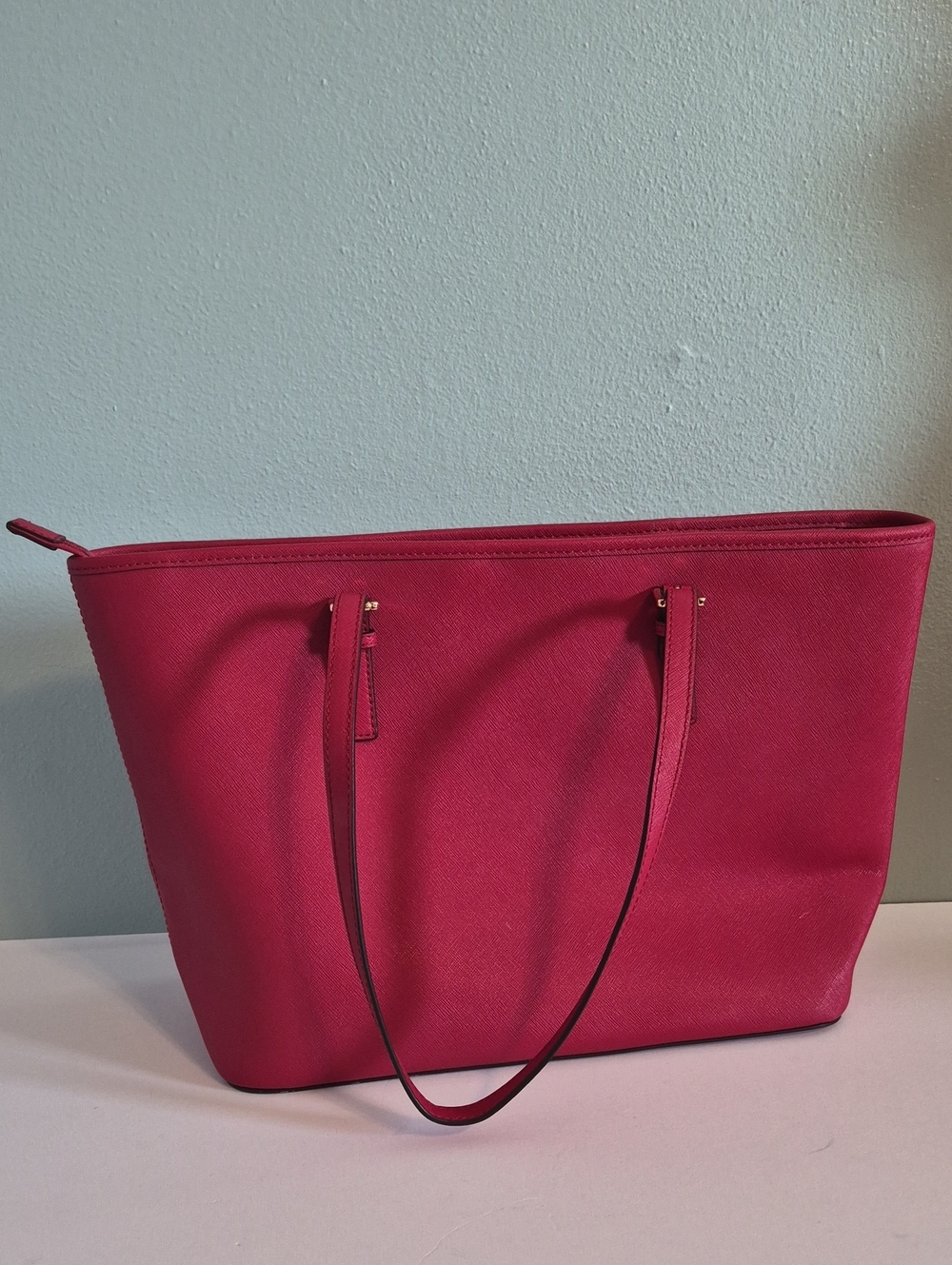 Michael Kors Red Saffiano Leather Tote Bag Purse Gold Tone Hardware - Picture 5 of 9